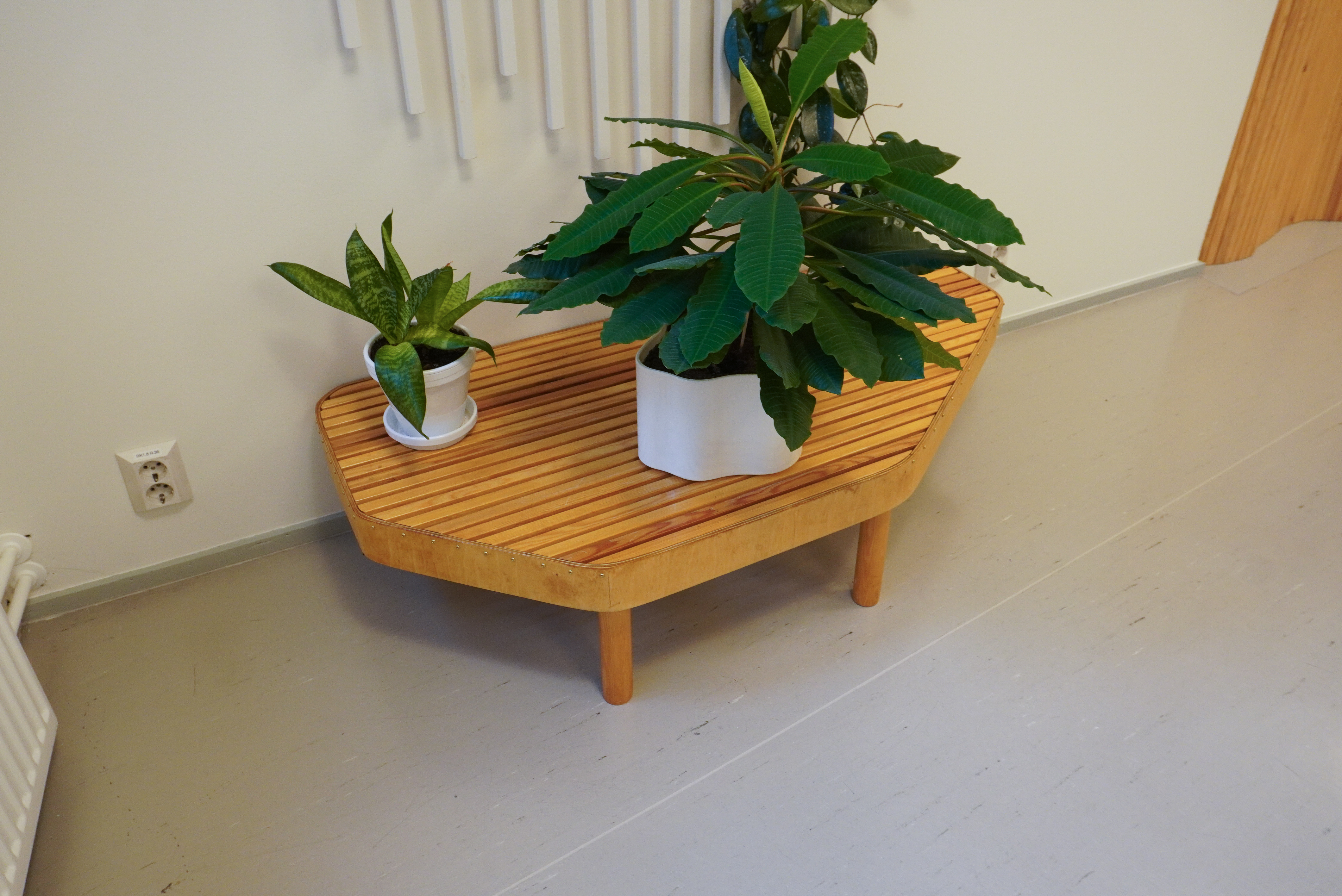 アアルトミュージアム 花台のディテール1